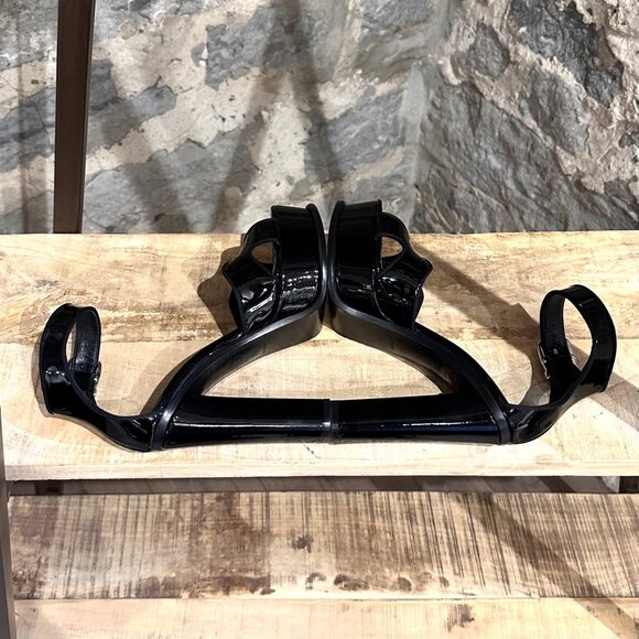 Alexander McQueen Black Patent Butterfly Ankle Strap Platform Sandals - Picture 11 of 13